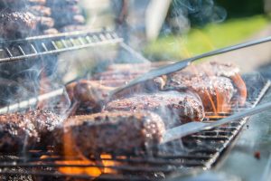 Grilling steaks